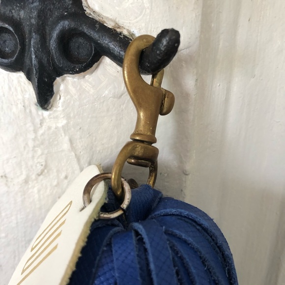 Clare V Blue Leather Oui Pom Pom Tassel - Picture 4 of 8